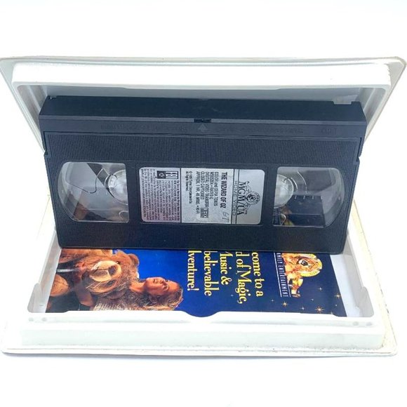 The Wizard of Oz 1999 clam shell packaging VHS - Picture 3 of 4